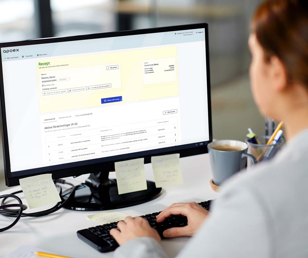 Vardgivare skriver ApoEx e-recept på dator